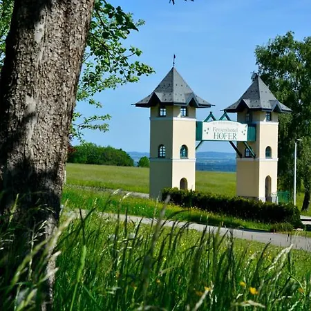 Hofer Superior Strass im Attergau