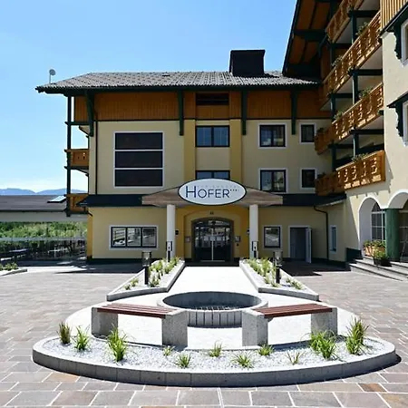 Hofer Superior 3* Штрас-им-Аттергау