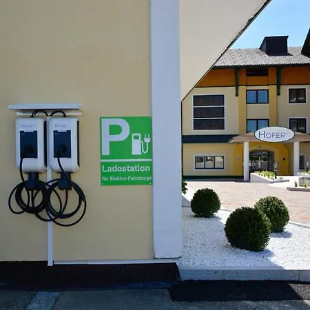 Hotel Hofer Superior Strass im Attergau