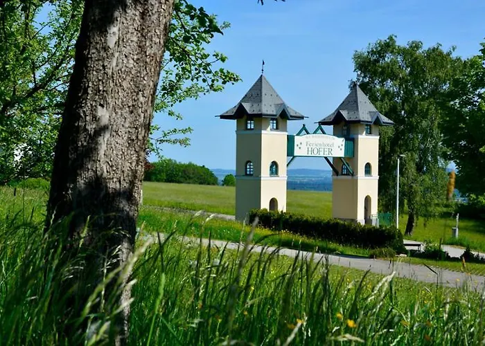 Hofer Superior Strass im Attergau