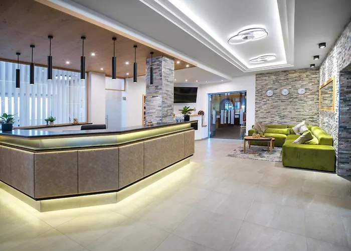 Otel Hofer Superior Strass im Attergau