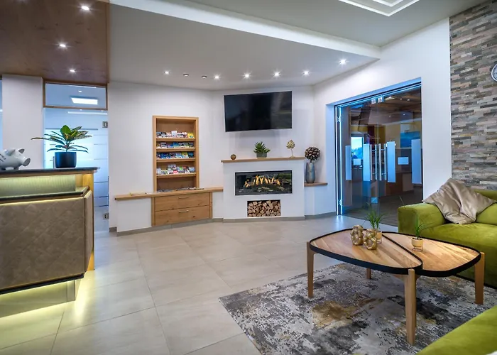 Hofer Superior Strass im Attergau