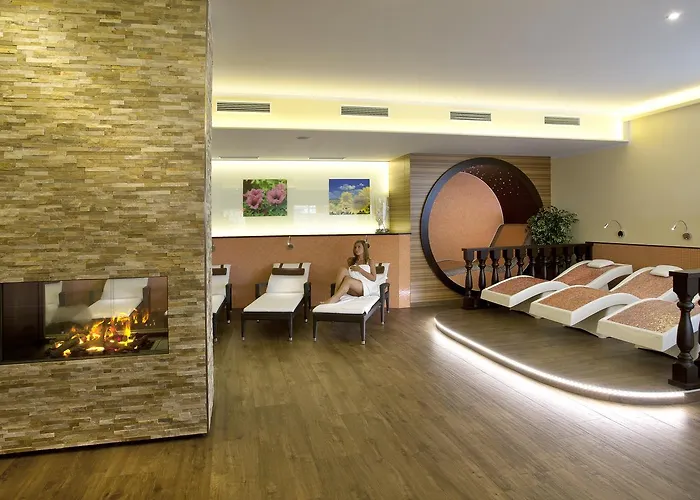 Hofer Superior Strass im Attergau