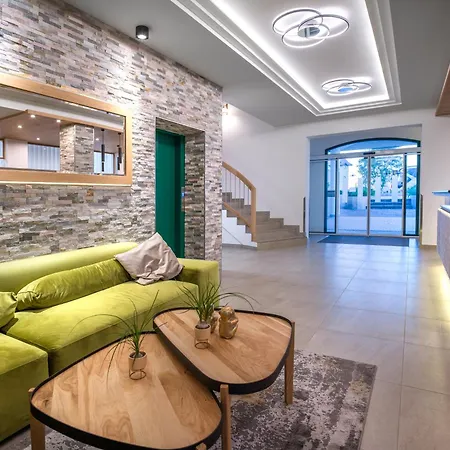 Hofer Superior Hotell