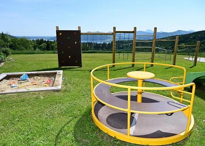 Hofer Superior فندق Strass im Attergau